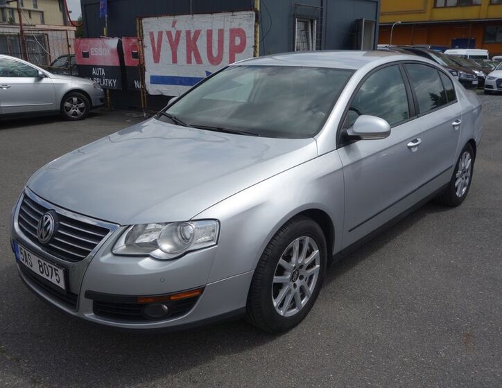 Volkswagen Passat 1
