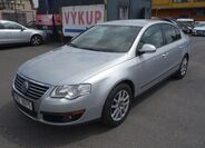 Volkswagen Passat 1