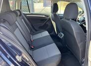 Volkswagen Golf 26