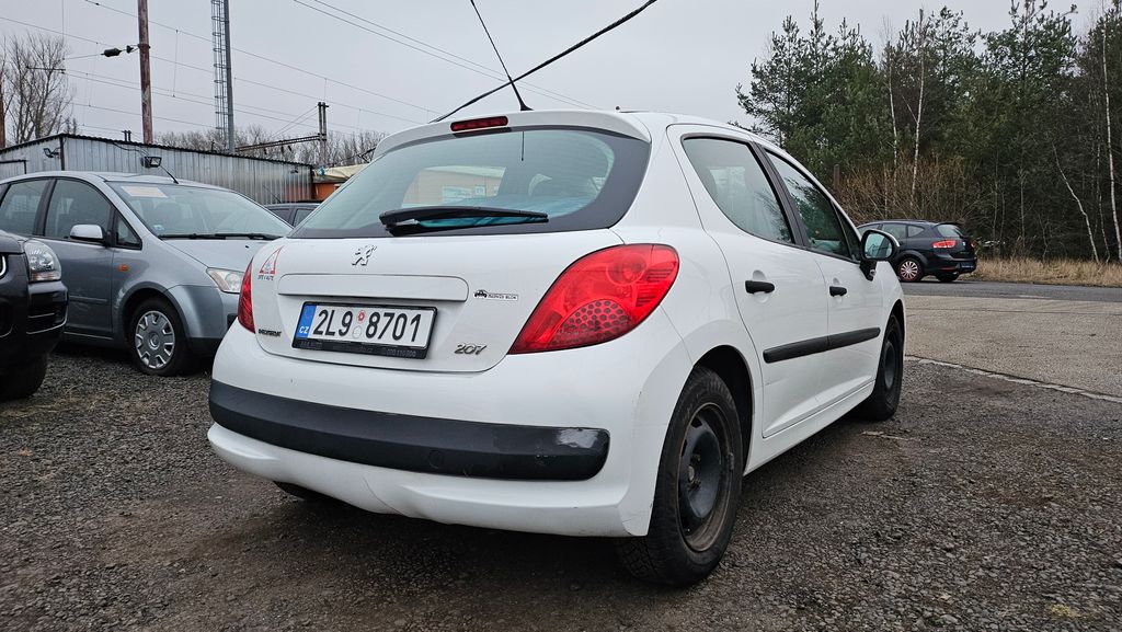 Peugeot 207