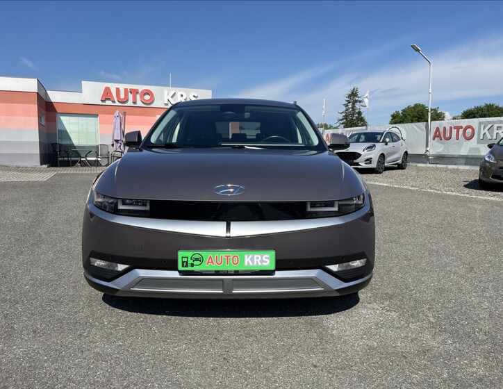 Hyundai IONIQ 14