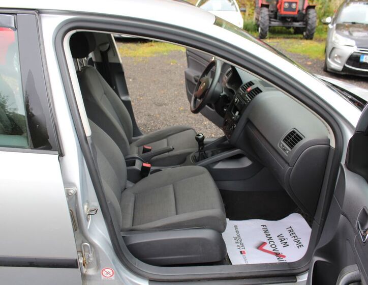 Volkswagen Golf 14