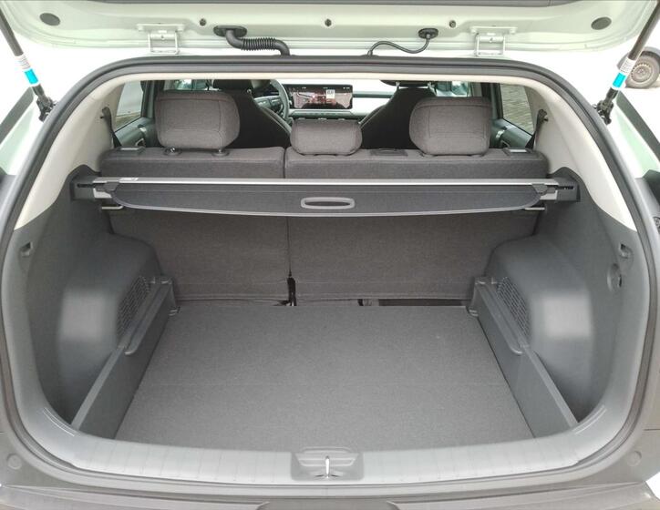 KIA EV3 8