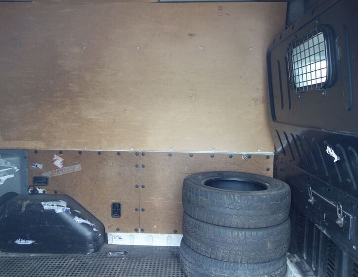 Ford Transit 19