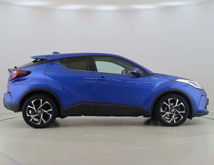 Toyota C-HR 4