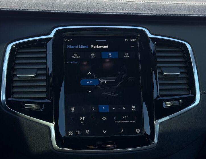 Volvo XC90 24
