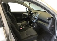 Toyota RAV4 12
