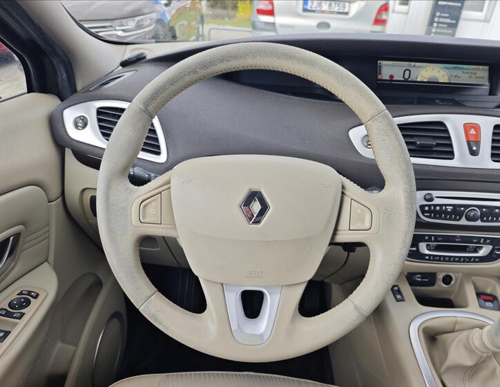 Renault Grand Scénic 19