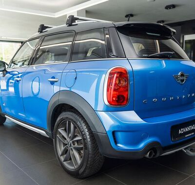 Mini Countryman 4