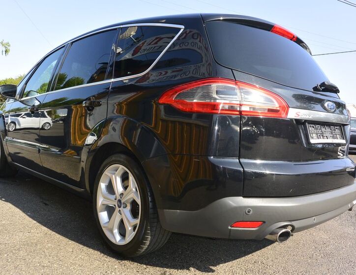 Ford S-MAX 40