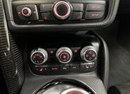 Audi R8 12