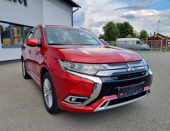 Mitsubishi Outlander 7