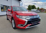 Mitsubishi Outlander 7