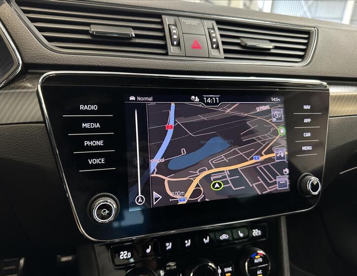 Škoda Superb 12