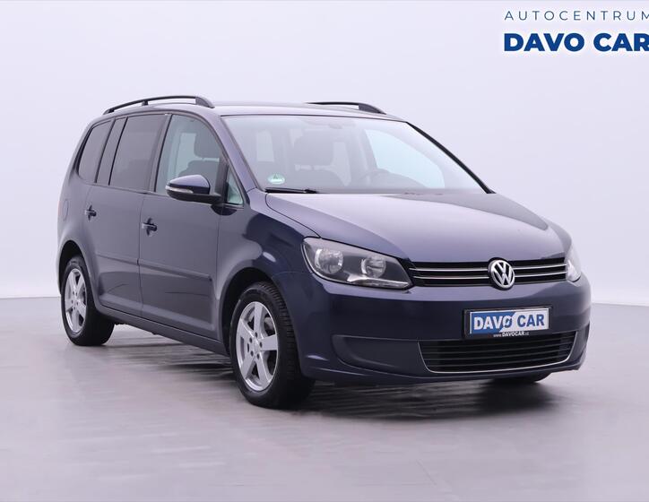 Volkswagen Touran 1