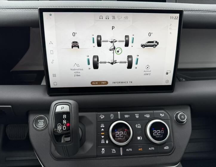 Land Rover Defender 20