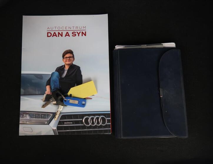 Mercedes-Benz 124 28