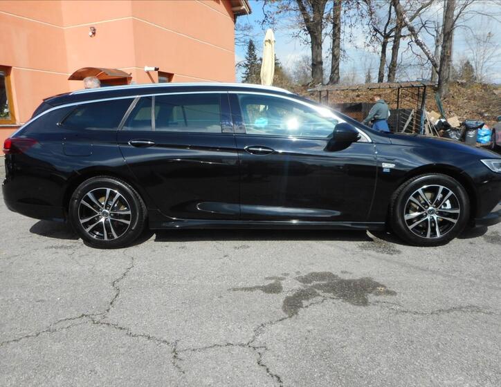 Opel Insignia 4