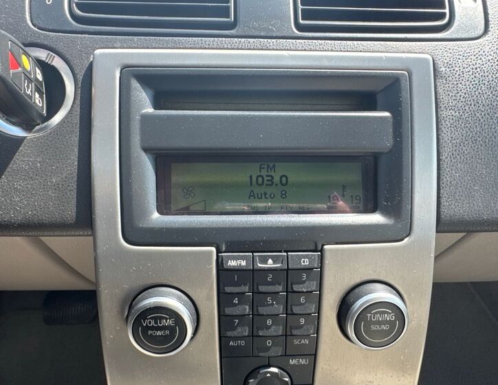 Volvo C70 24