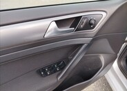 Volkswagen Golf 10