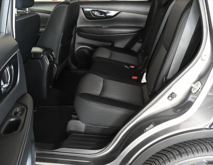 Nissan X-Trail 10