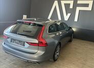 Volvo V90 6