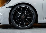 Porsche 911 4
