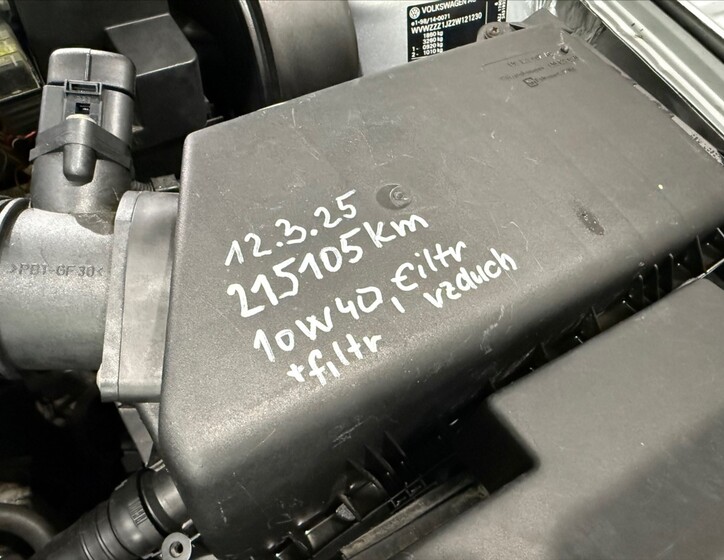 Volkswagen Golf 26