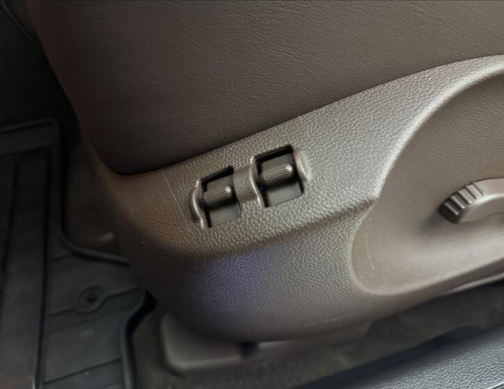 Infiniti FX30 38