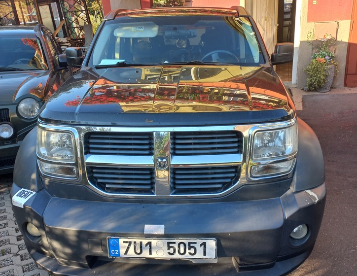 Dodge Nitro 2