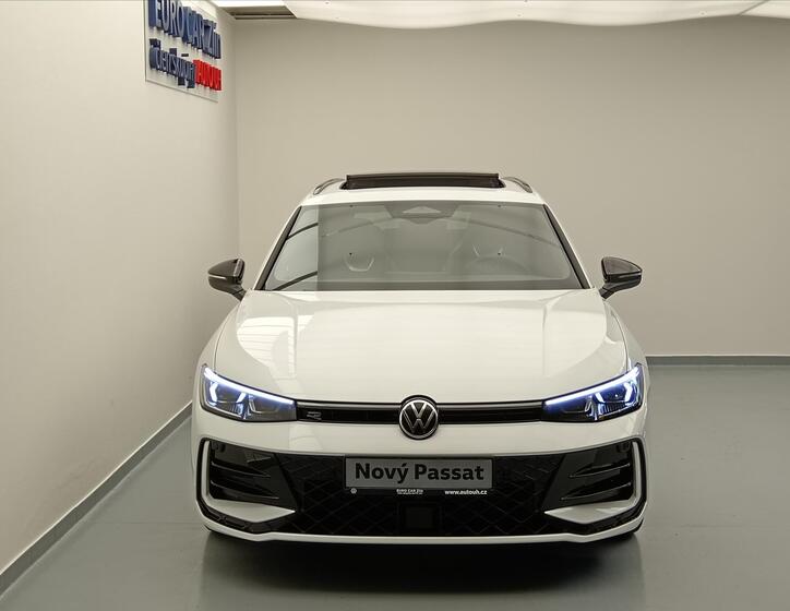 Volkswagen Passat 2