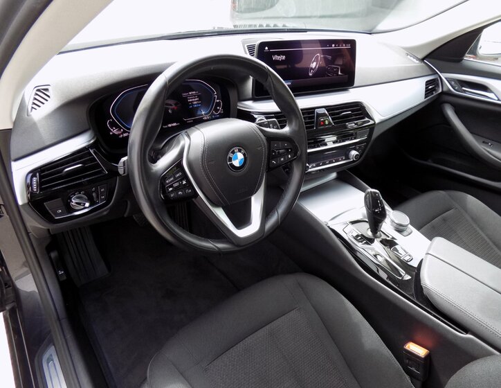 BMW Řada 5 13