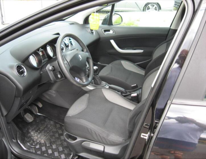 Peugeot 308 8
