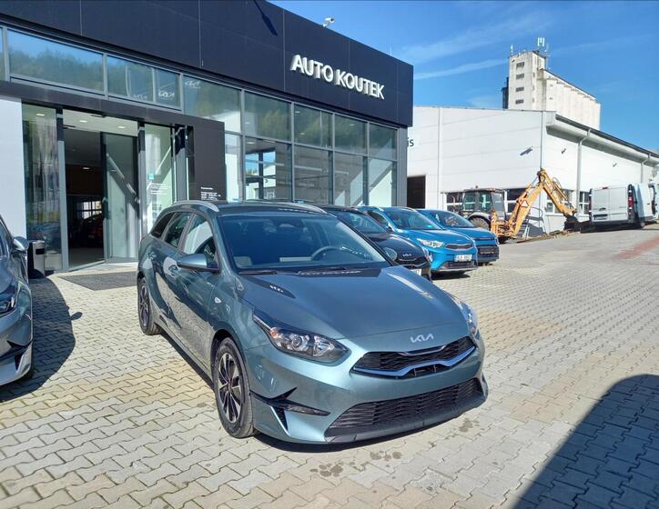 KIA Ceed 4