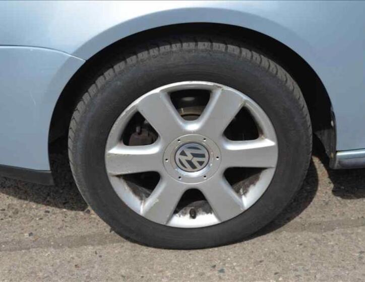 Volkswagen Golf 9