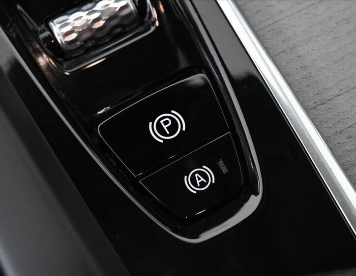 Volvo V60 25