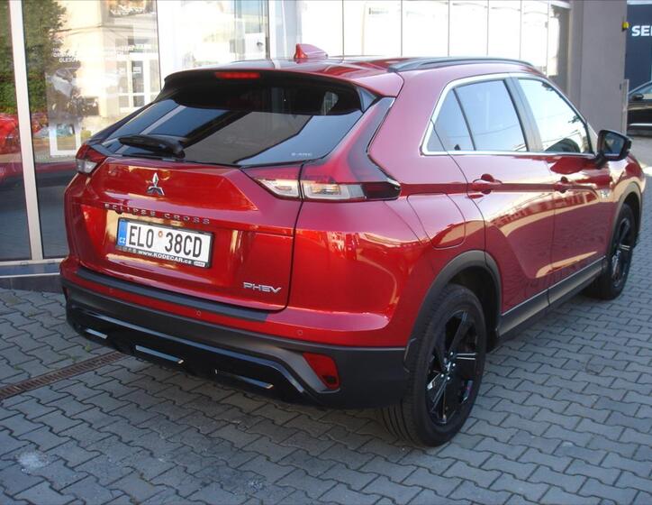 Mitsubishi Eclipse Cross 4