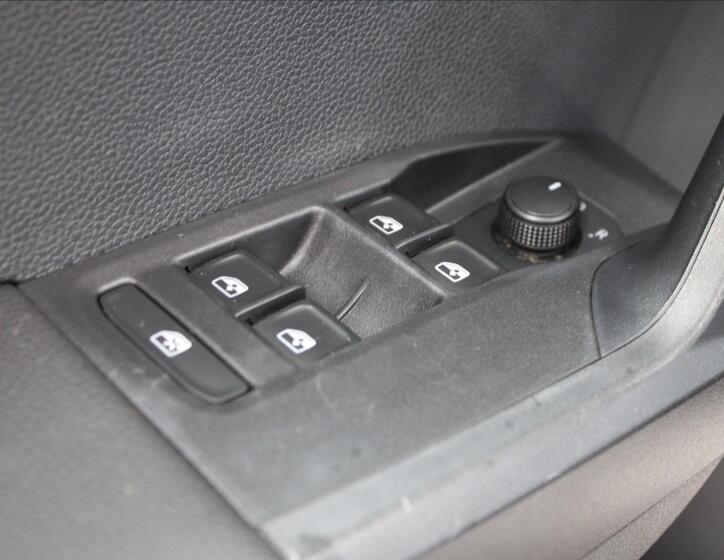 Seat Arona 15