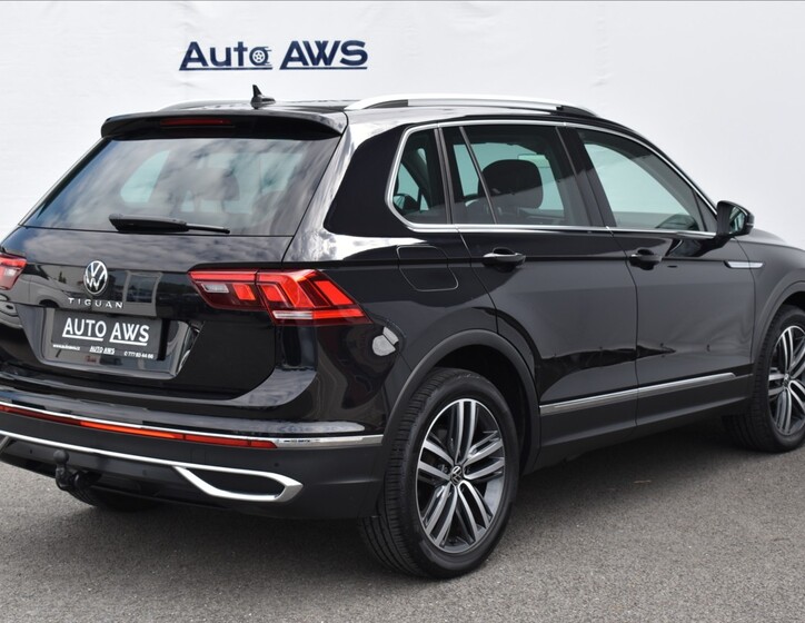 Volkswagen Tiguan 8