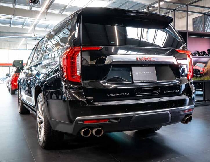 GMC Yukon 3