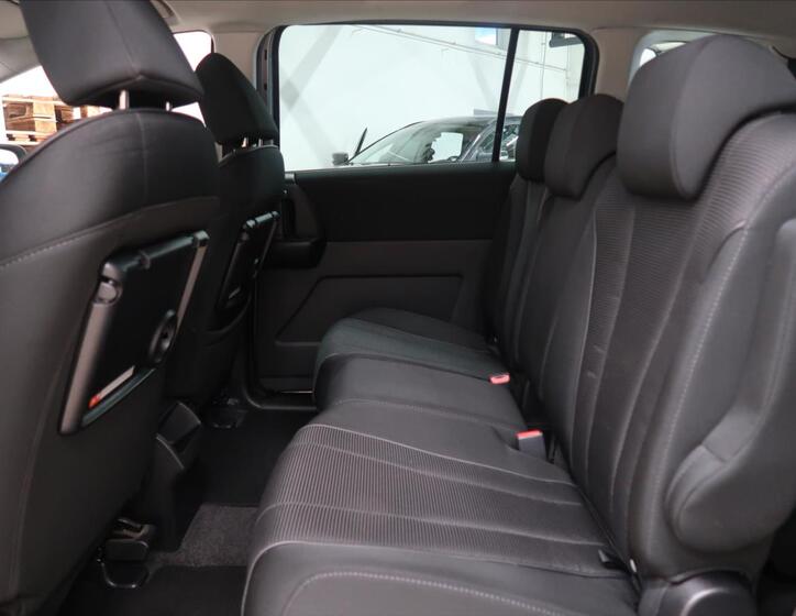 Mazda 5 14