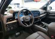 Chevrolet Suburban 16