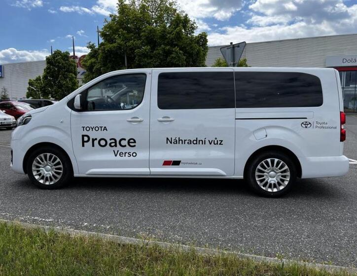 Toyota ProAce Verso 8