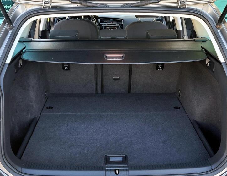 Volkswagen Golf 17