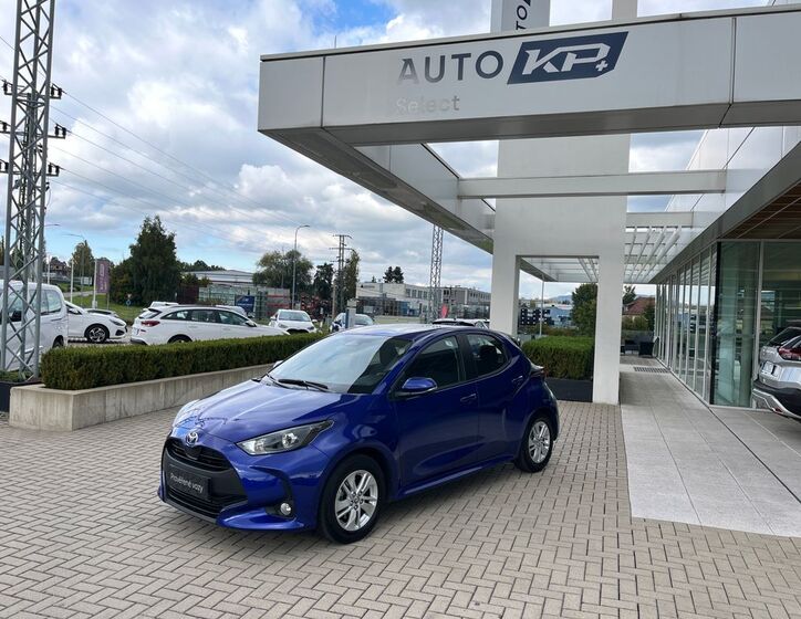 Toyota Yaris 1