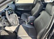 Toyota Hilux 11