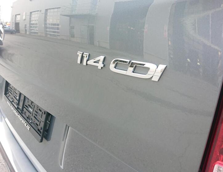 Mercedes-Benz Vito 17