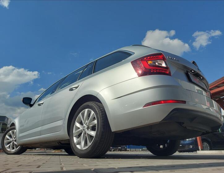 Škoda Octavia 44