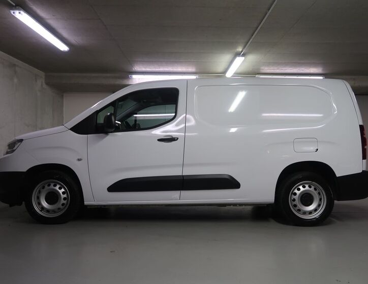 Toyota ProAce 8