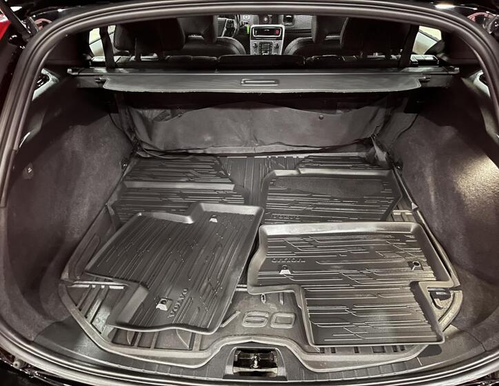 Volvo V60 5